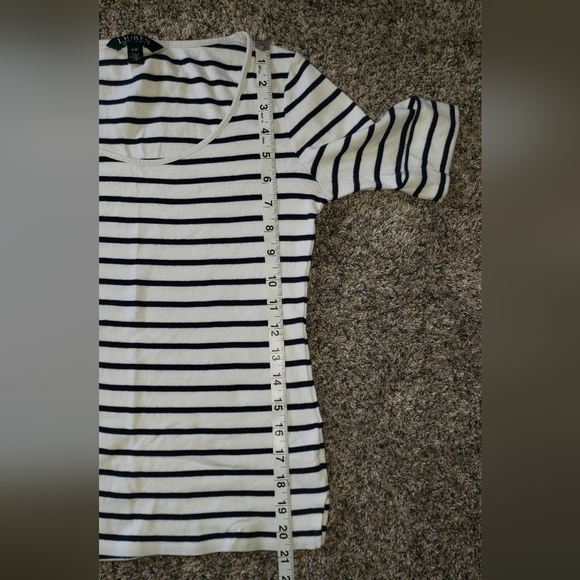 Lauren Ralph Lauren| Preppy Fitted Short Sleeve Tee - Picture 4 of 5